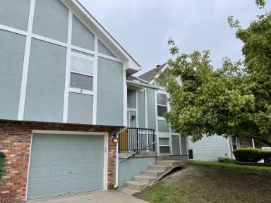 Main picture of 1831 Gates Dr W
