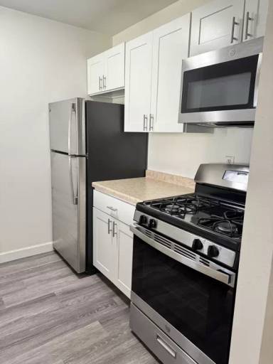 Main picture of 3438 N Oakland Ave