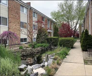 Main picture of 1406 N McKinley Ave