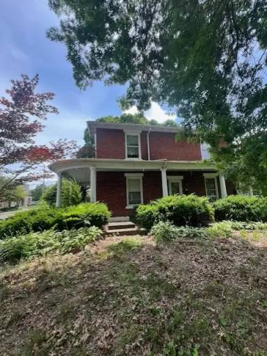 Main picture of 1209 Downey St