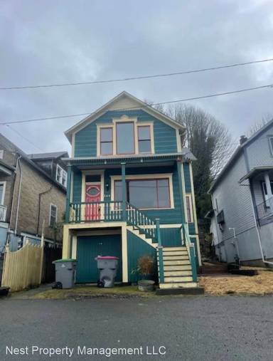 Main picture of 246 Columbia Ave