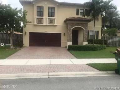 Main picture of 11923 SW 155th Ct