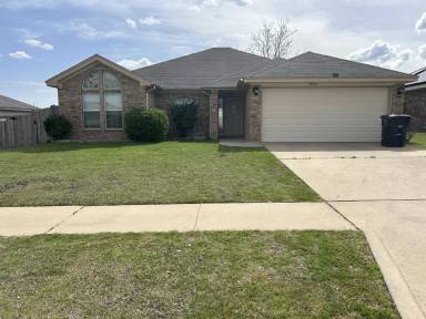 Main picture of 3902 Frigate Dr