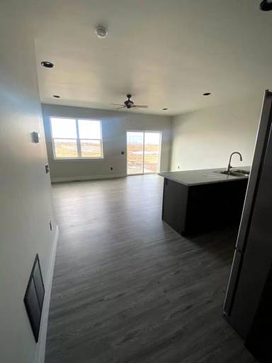 Main picture of 303 13th Street - D