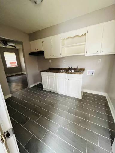 Main picture of 3251 Ford Rd