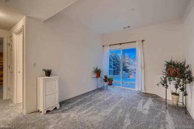Main picture of 266 Rockview Dr