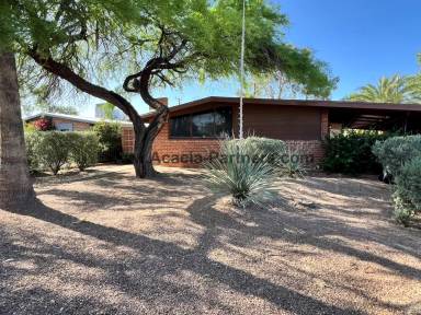 Main picture of 5849 E Rosewood St