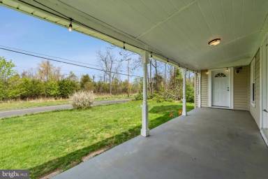 Main picture of 5023 Broad Run Church Rd
