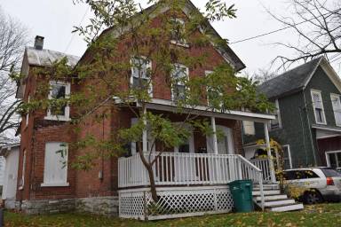 Main picture of 126 N. Orchard Street - 3