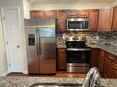 Main picture of 4704 Pennoak Ln