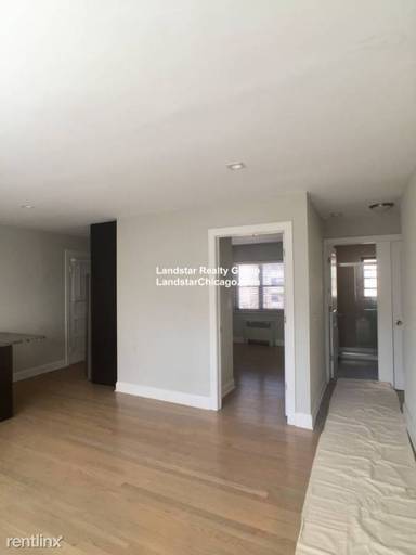 Main picture of 601 Sheridan Rd