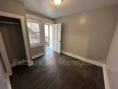 Main picture of 208 W Vine St
