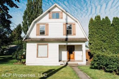 Main picture of 1211 Humboldt St