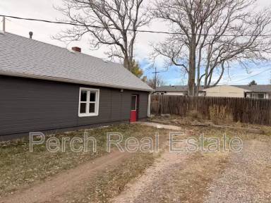 Main picture of 107 S Kendall St