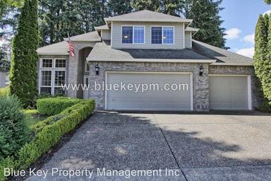 Main picture of 8922 SW Greensward Ln