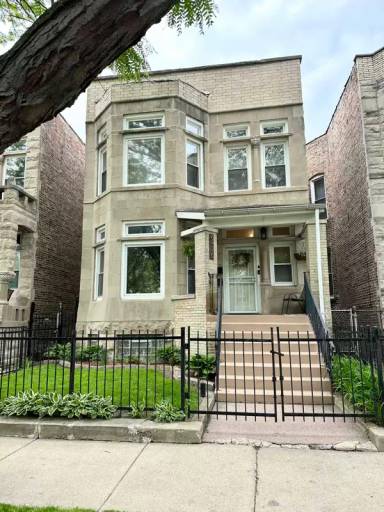 Main picture of 6420 S Green St