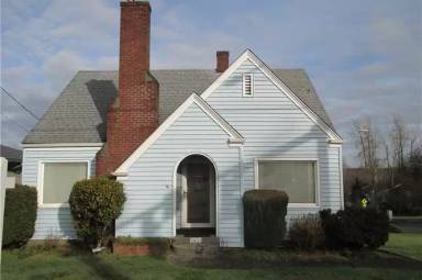 Main picture of 1415 Lakeway Dr