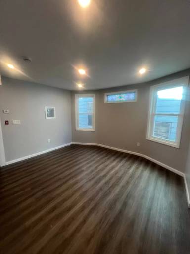 Main picture of 227 N 9th St