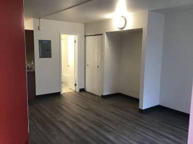 Main picture of 831 Fremont St
