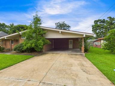 Main picture of 406 Indian Mound Rd