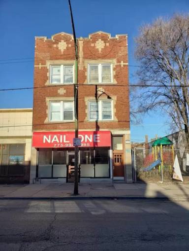 Main picture of 7952 S Ashland Ave