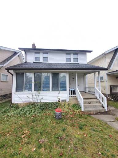 Main picture of 685 S Ogden Ave