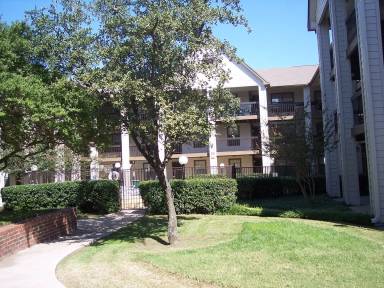 Main picture of Eagles Landing Condominiums