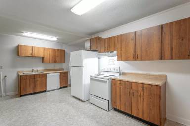 Main picture of 10 Fountain Cir