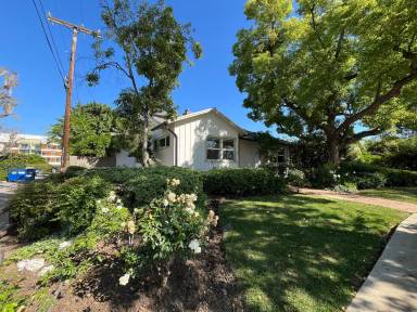 Main picture of 4732 Katherine Ave