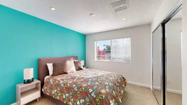 Main picture of 1050 E Louise Dr