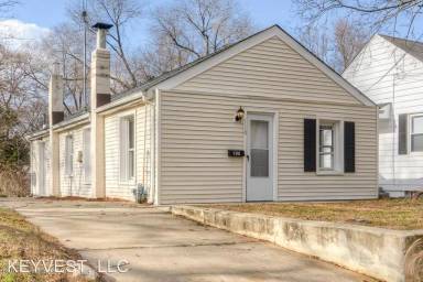 Main picture of 110 Springdale Ave