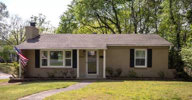 Main picture of 2500 Durwood Rd