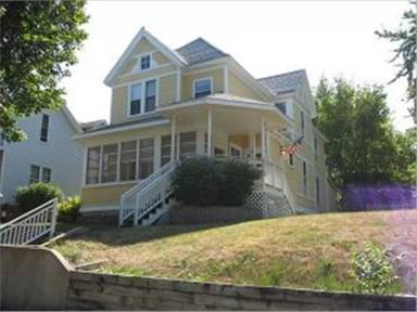 Main picture of 815 N 4th St
