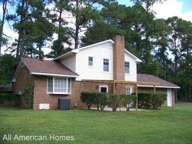 Main picture of 1440 Blairwood Dr