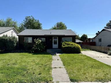 Main picture of 810 Wright Ave