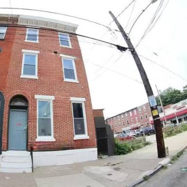 Main picture of 1532 N Willington St