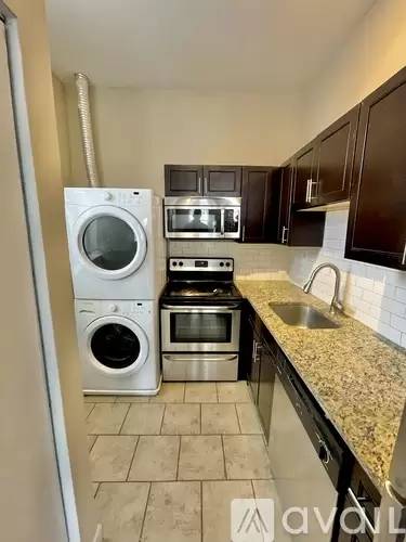 Main picture of 5386 Pershing Ave