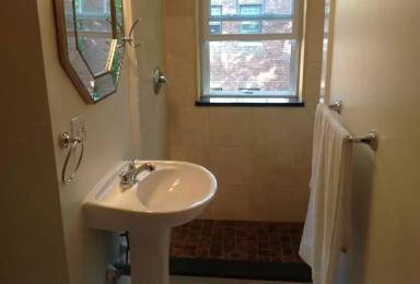 Main picture of 108 Washington St