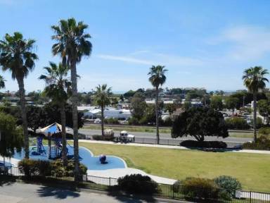 Main picture of 1012 Dewitt Ave