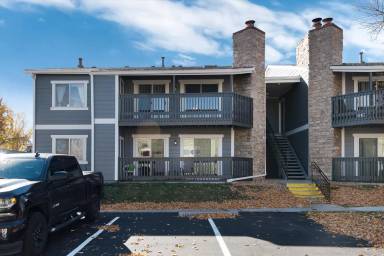 Main picture of 3472 S Eagle St