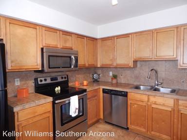 Main picture of 1353 E Fort Lowell Rd