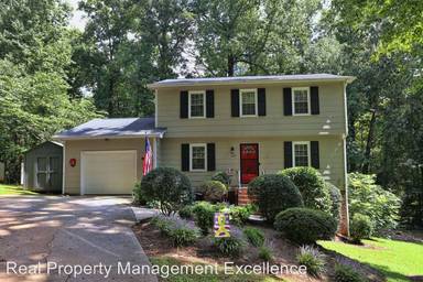 Main picture of 1637 Kildonan Pl