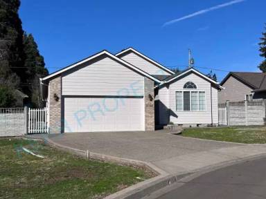 Main picture of 9555 SE 44th Ct