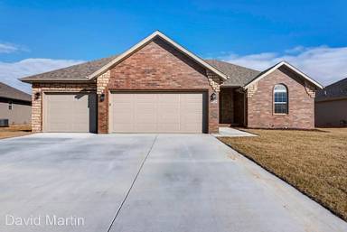 Main picture of 873 E Scott Wayne Dr