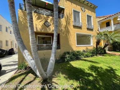 Main picture of 453 N Curson Ave