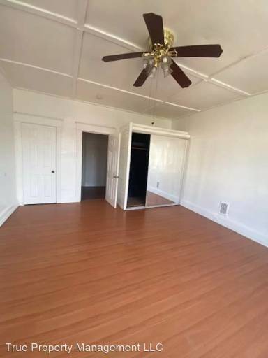 Main picture of 3127 Baker St