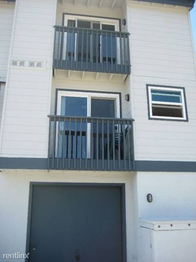 Main picture of 368 Hemlock Ave