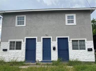 Main picture of 2211 Schweikhardt St