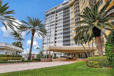 Main picture of 1000 Golden Isle Dr