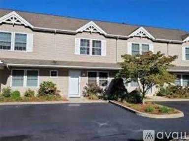 Main picture of 79 Fountain Dr